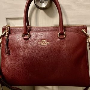 Ladies Coach bag carried twice like newl ❤️